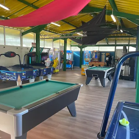 Mobile 3 Chambres Dans Camping 4* Kemping *