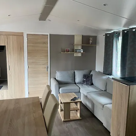 Camping Mobile 3 Chambres Dans Camping 4*